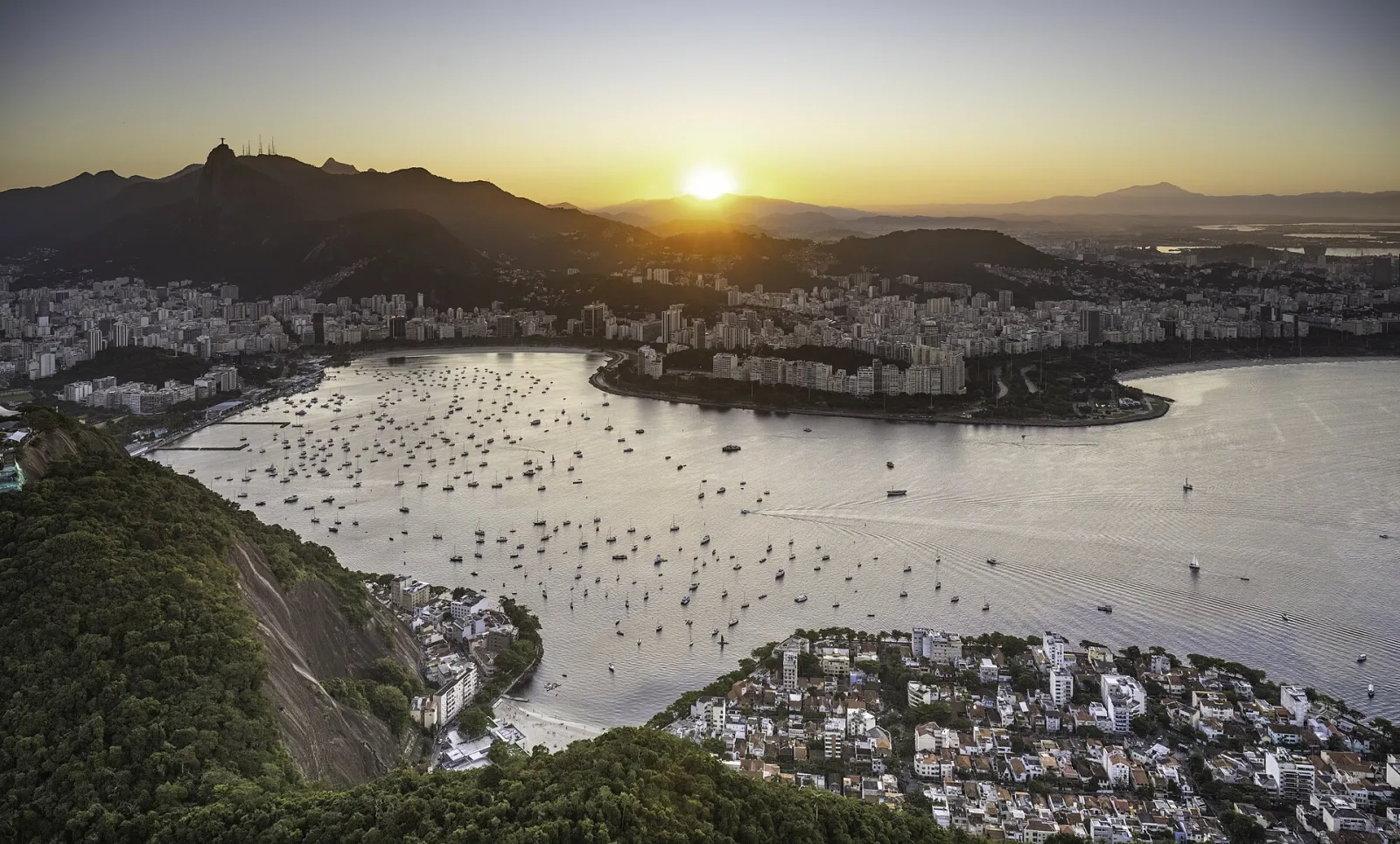 Vista do Rio de Janeiro e Cristo Redentor, Brasil